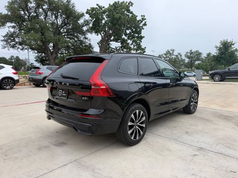 Certified 2025 Volvo XC60 B5 Plus AWD/4WD image 6