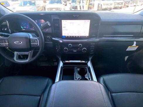 Certified 2025 Ford F450 Lariat w/ Chrome Package image 16