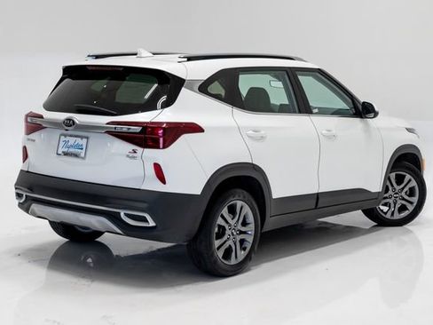 Used 2021 Kia Seltos S FWD image 26