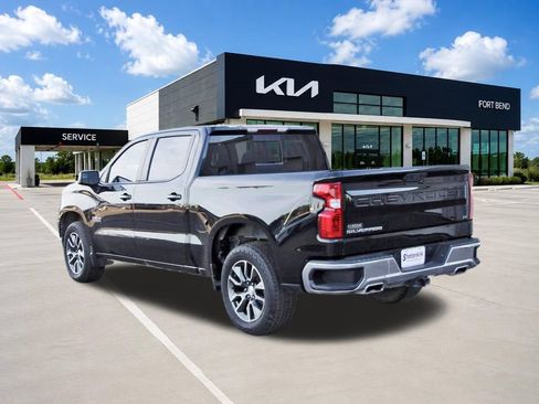 Used 2022 Chevrolet Silverado 1500 LT w/ Texas Edition Plus AWD/4WD image 7