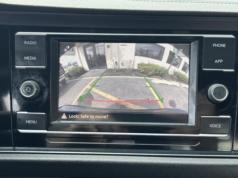 Used 2020 Volkswagen Jetta R-Line FWD image 24