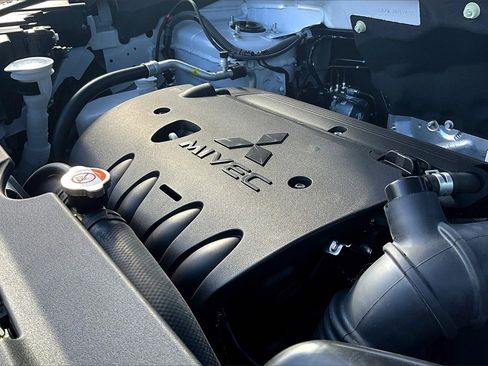 Used 2025 Mitsubishi Outlander Sport ES image 29