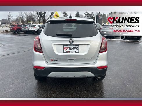 Used 2018 Buick Encore Preferred image 5