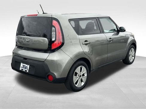 Used 2016 Kia Soul FWD image 27