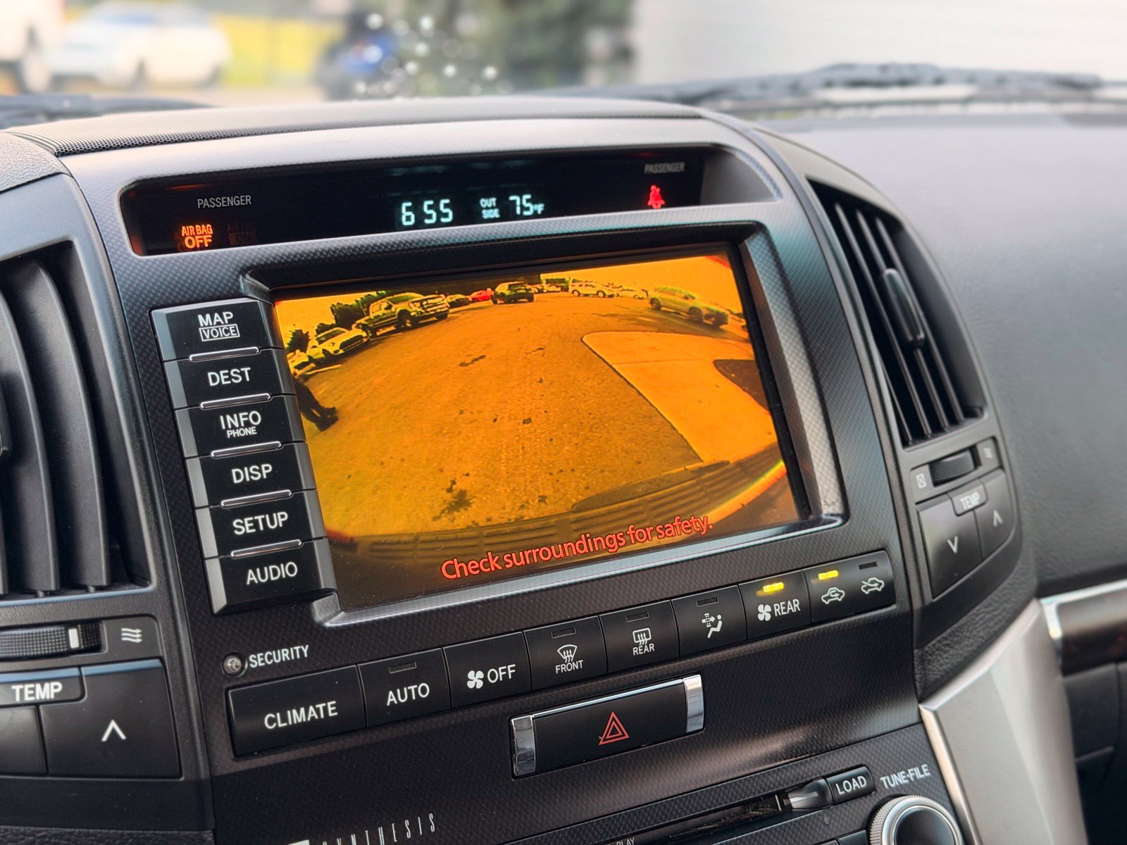 Used 2011 Toyota Land Cruiser w/ Upgrade Pkg AWD/4WD image 41