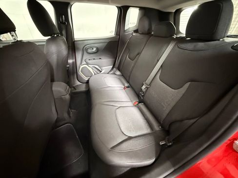 Used 2016 Jeep Renegade Sport w/ Power & Air Group FWD image 12