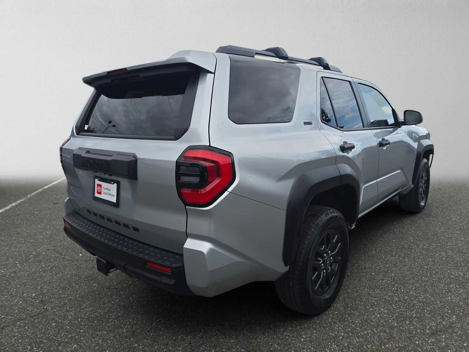 Certified 2025 Toyota 4Runner SR5 AWD/4WD image 3