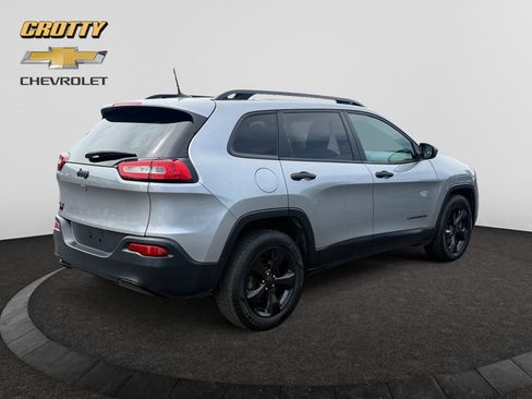 Used 2016 Jeep Cherokee Sport w/ Cold Weather Group AWD/4WD image 5