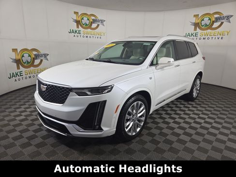 Certified 2020 Cadillac XT6 Premium Luxury AWD/4WD image 3