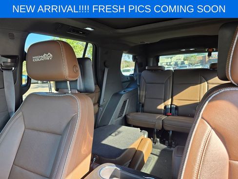 Used 2021 Chevrolet Tahoe High Country image 11