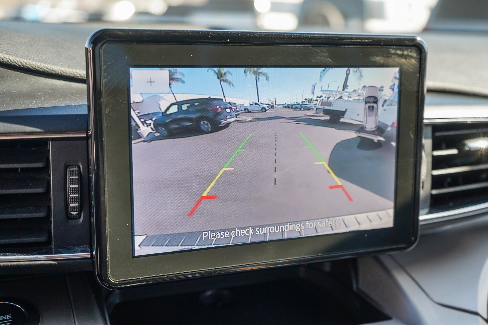 Used 2020 Ford Explorer XLT RWD image 26