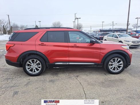 Used 2020 Ford Explorer XLT w/ Equipment Group 202A image 28
