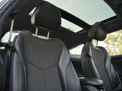 Used 2015 Hyundai Veloster w/ Option Group 02 image 20