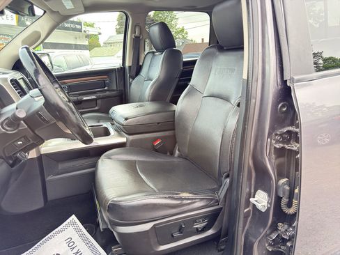 Used 2016 RAM 1500 Laramie w/ Convenience Group AWD/4WD image 14