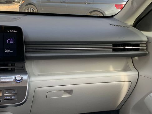 Used 2025 Hyundai Kona SEL image 35