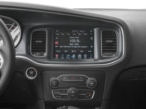 Used 2017 Dodge Charger SXT w/ AWD Plus Group image 10