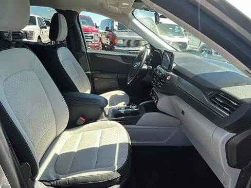 Certified 2024 Ford Escape Active FWD image 11