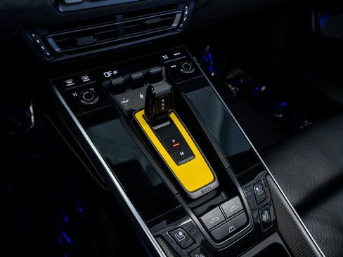 Used 2022 Porsche 911 Turbo S image 58