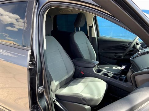 Used 2018 Ford Escape S image 8
