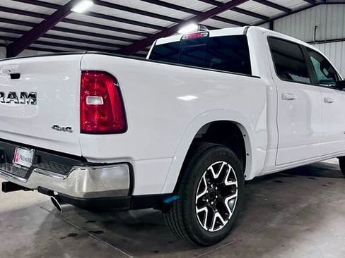Used 2026 RAM 1500 Laramie AWD/4WD image 3