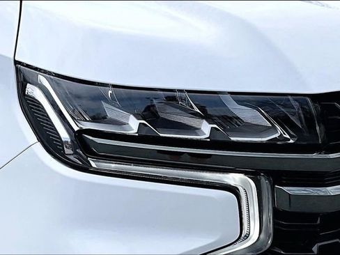 Used 2021 Chevrolet Tahoe Z71 image 31