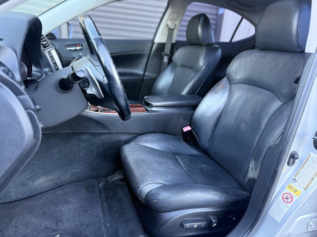 Used 2008 Lexus IS 350 w/ X Pkg w/ Sunroof RWD image 11
