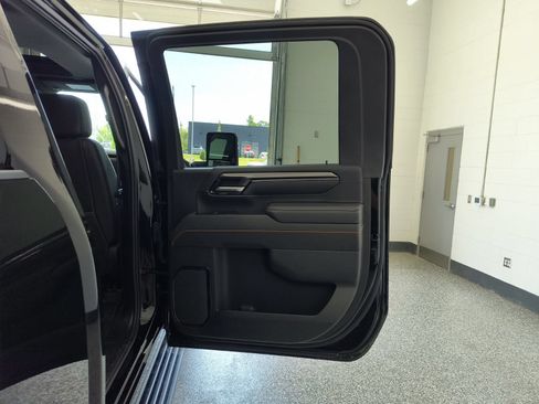 Used 2026 GMC Sierra 2500 AT4 w/ AT4 Premium Plus Package AWD/4WD image 29