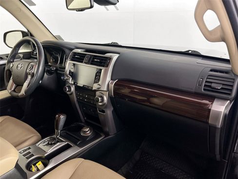 Used 2024 Toyota 4Runner Limited image 29