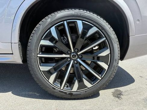New 2026 Volvo XC90 B6 Plus w/ Protection Package Premier AWD/4WD image 34