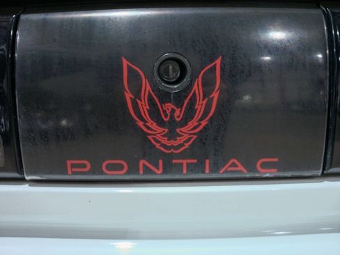 Used 1991 Pontiac Firebird Formula image 26