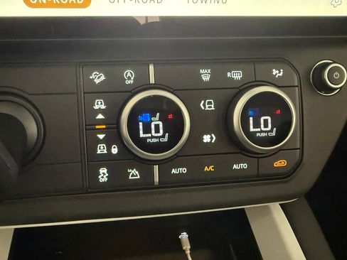 Used 2026 Land Rover Defender 130 S AWD/4WD image 18