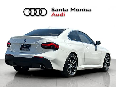 Used 2022 BMW 230i Coupe w/ Convenience Package RWD image 2