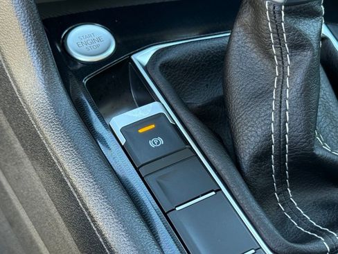 New 2026 Volkswagen Taos S image 19