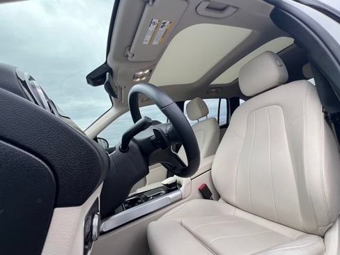 Used 2023 Mercedes-Benz GLB 250 4MATIC image 14