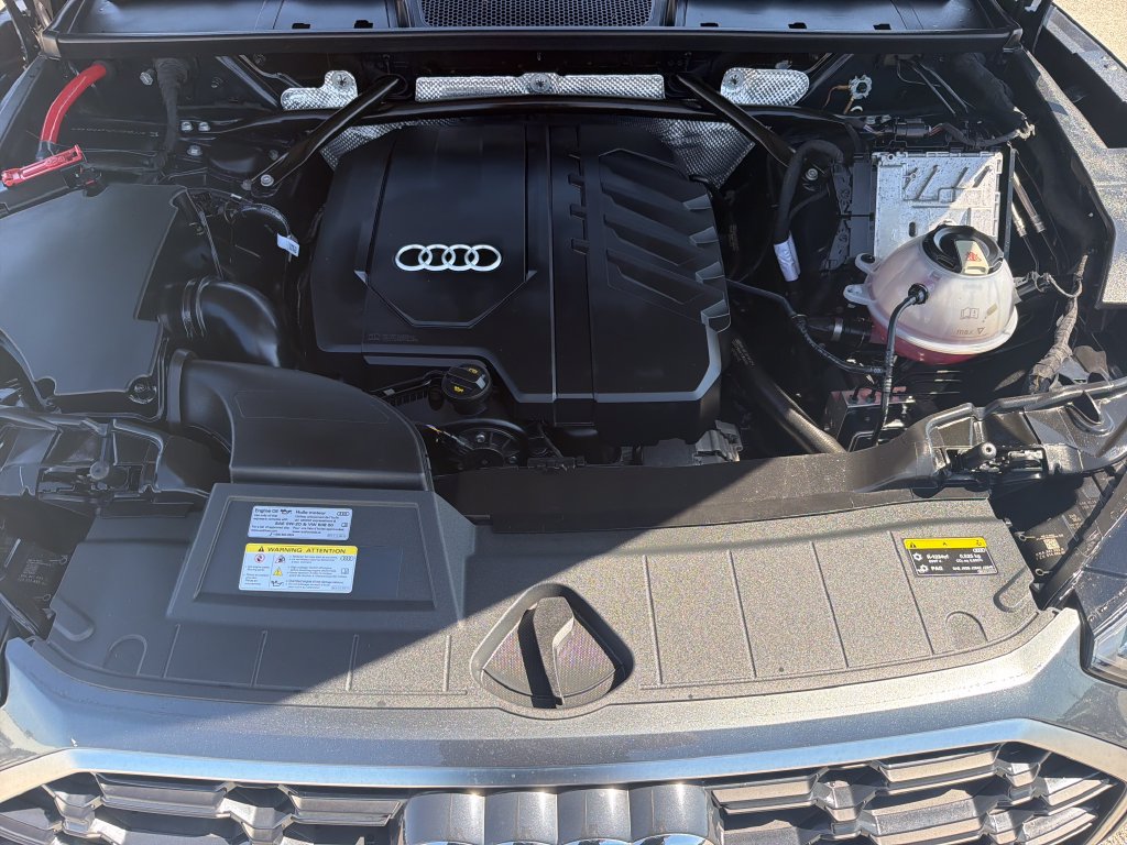 Used 2023 Audi Q5 2.0T Premium Plus w/ Premium Plus Package AWD/4WD image 31