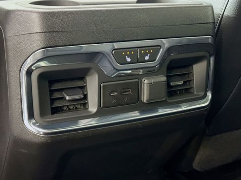 Used 2021 GMC Sierra 3500 Denali w/ Denali Black Diamond Edition image 30