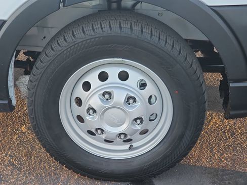 New 2026 Ford Transit 350 148 Medium Roof image 36