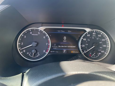 Used 2025 Nissan Sentra SV w/ SV Premium Package image 3