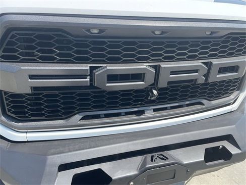 Used 2019 Ford F150 Raptor w/ Equipment Group 802A Luxury image 32