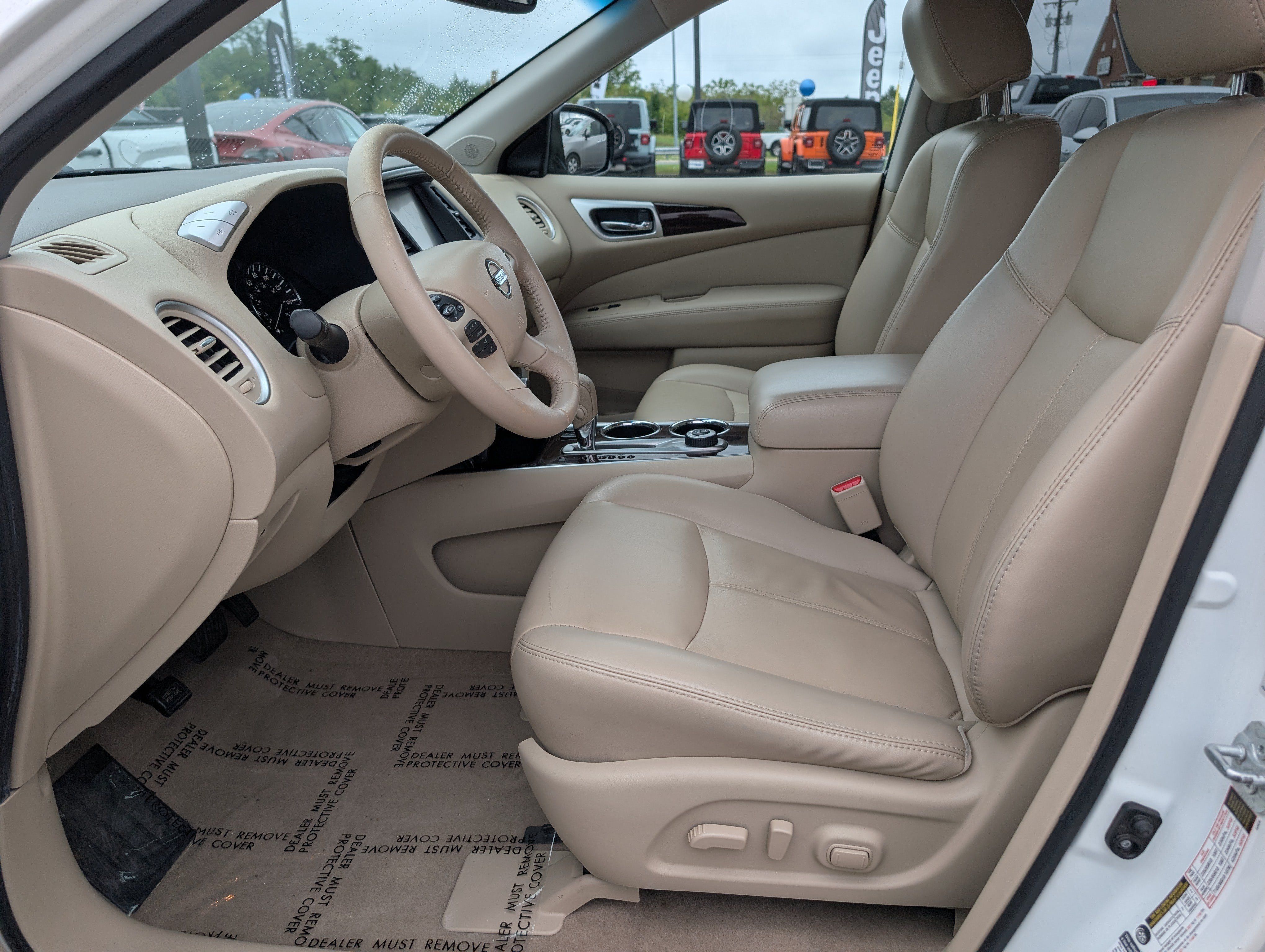 Used 2015 Nissan Pathfinder SL w/ SL Tech Package FWD image 19