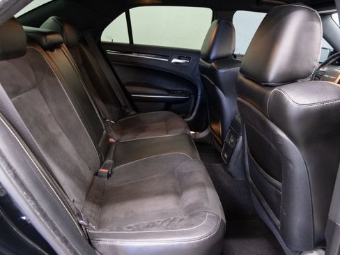 Used 2020 Chrysler 300 S w/ S Model Appearance Package RWD image 15