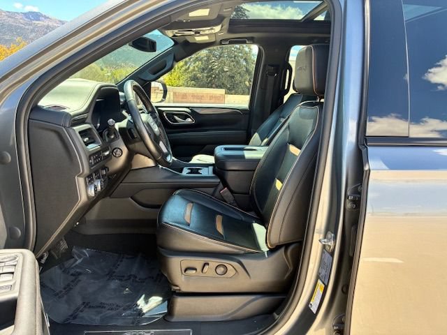 Used 2022 GMC Yukon AT4 w/ AT4 Premium Plus Package AWD/4WD image 11