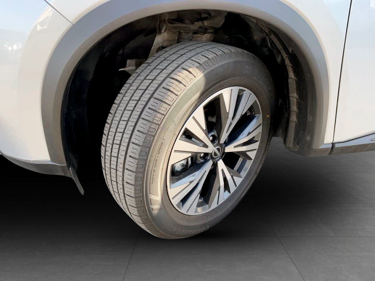 Used 2023 Nissan Rogue SV FWD image 11