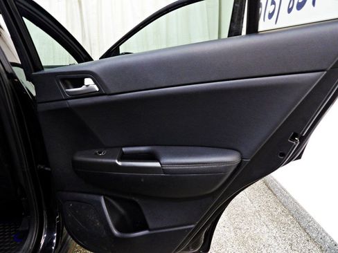 Used 2020 Kia Sportage S AWD/4WD image 16