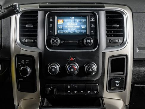 Used 2018 RAM 2500 Big Horn AWD/4WD image 22
