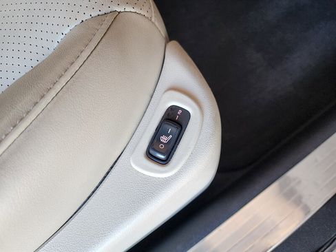 Used 2009 Pontiac G6 GT w/ Premium Package image 63