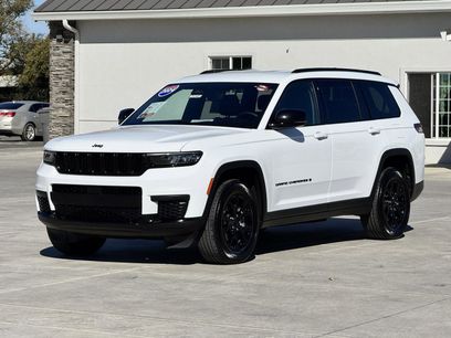 Used 2024 Jeep Grand Cherokee L Laredo