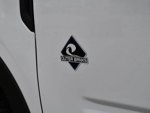 Used 2025 Ford Bronco Sport Outer Banks w/ Outer Banks Tech Package+ AWD/4WD image 42