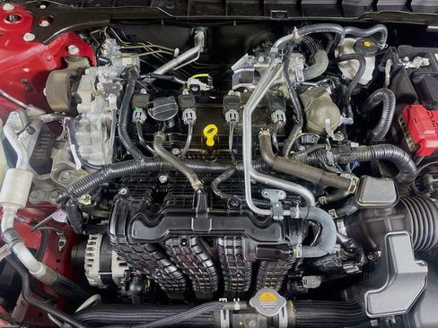 Used 2023 Nissan Altima 2.5 SR w/ SR Premium Package image 32