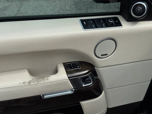 Used 2014 Land Rover Range Rover HSE AWD/4WD image 12